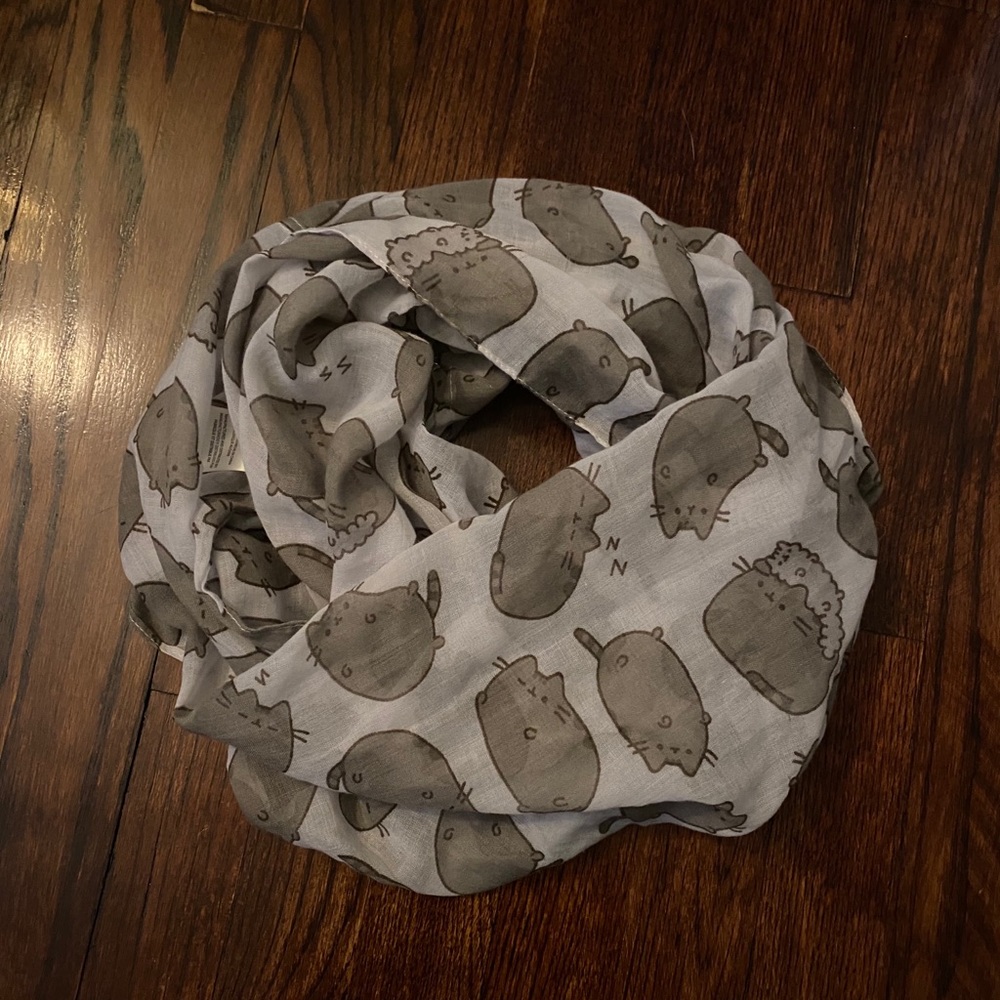 Pusheen Scarf for Kids